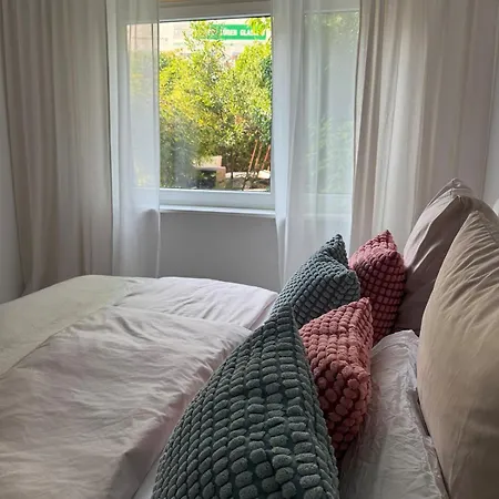 Appartement Rozsi Cozy West Stuttgart